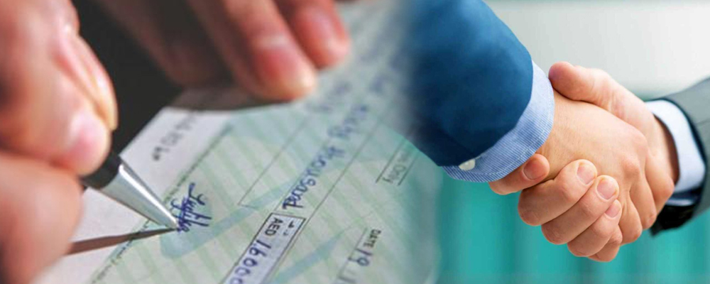 How to deal in case of cheque bounce